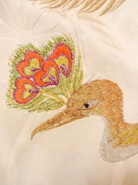 Photo16: N1015L Vintage Japanese kimono  Shiny White UCHIKAKE Wedding for women / Silk. Peacock   (Grade B) (16)