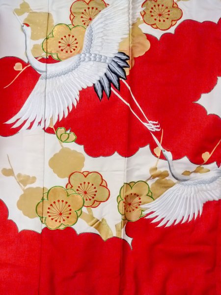 Photo9: N1015N Vintage Japanese kimono  Vivid Red UCHIKAKE Wedding for women / Silk. UME plum bloom,   (Grade B) (9)