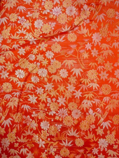 Photo4: N1015O Vintage Japanese kimono  Shiny Orange KAKESHITA under Uchikake for women / Silk. Chrysanthemum,   (Grade B) (4)