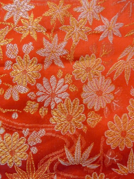 Photo7: N1015O Vintage Japanese kimono  Shiny Orange KAKESHITA under Uchikake for women / Silk. Chrysanthemum,   (Grade B) (7)