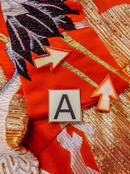 Photo33: N1015P Vintage Japanese kimono  Vivid Orange UCHIKAKE Wedding for women / Silk. Pine tree/branch/needle,   (Grade B) (33)