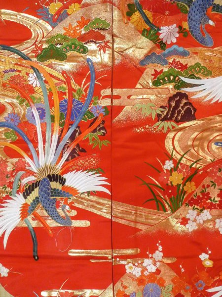 Photo6: N1015R Used Japanese kimono  Shiny Red UCHIKAKE Wedding for women / Silk. SAKURA cherry blossom,   (Grade B) (6)