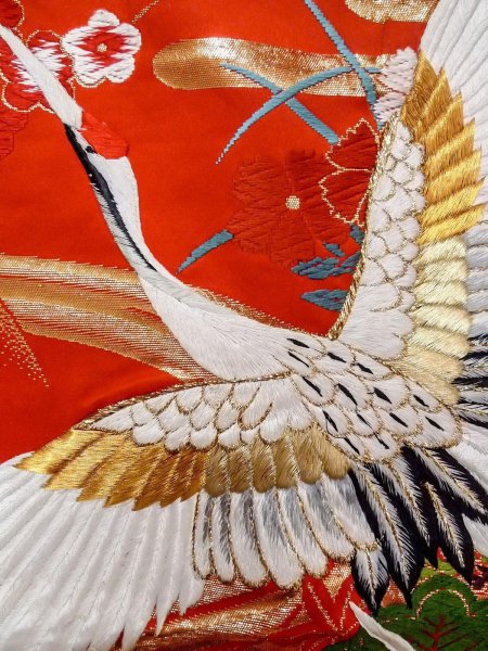 Photo11: N1015R Used Japanese kimono  Shiny Red UCHIKAKE Wedding for women / Silk. SAKURA cherry blossom,   (Grade B) (11)