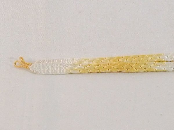 Photo2: N1025XE Vintage Japanese Kimono  Vivid White HAORIHIMO ties  Silk. (Grade A) (2)