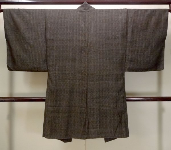 Photo2: N1101B Vintage Japanese kimono  Dark Olive Men's Haori for men / Silk. Lozenges, Stains all over including lining.  (Grade D) (2)
