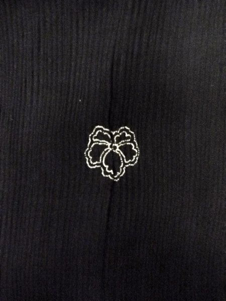 Photo3: N1101L Vintage Japanese kimono  Dark Black HAORI short jacket for women / Silk.    (Grade B) (3)