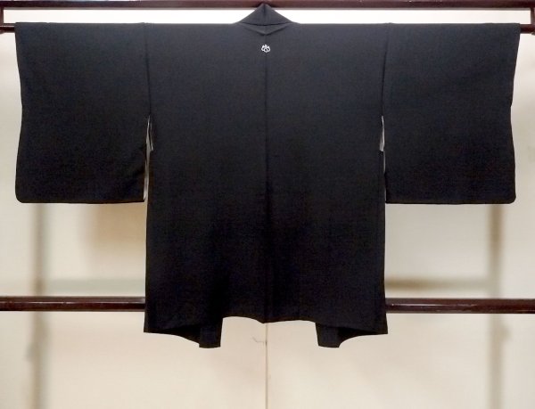 Photo2: N1101P Vintage Japanese kimono  Dark Black HAORI short jacket for women / Silk.    (Grade A) (2)