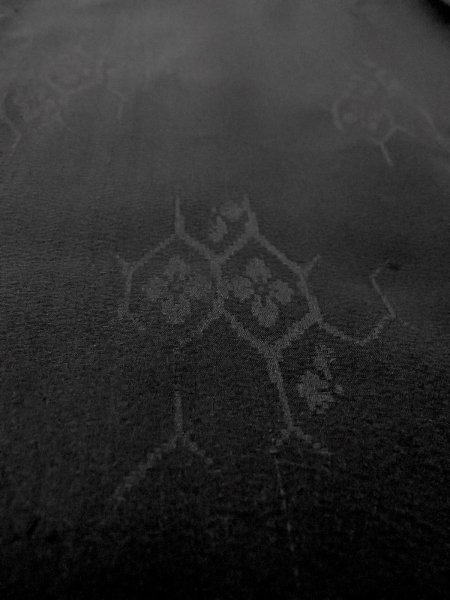 Photo8: N1101X Vintage Japanese kimono   Black HAORI short jacket for women / Silk.    (Grade D) (8)