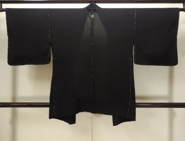 Photo2: N1101Z Vintage Japanese kimono   Black HAORI short jacket for women / Silk.    (Grade B) (2)