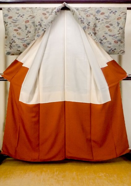Photo2: Mint N1112G Vintage Japanese kimono  Grayish Ivory KOMON dyed for women / Silk. Flower,   (Grade A) (2)