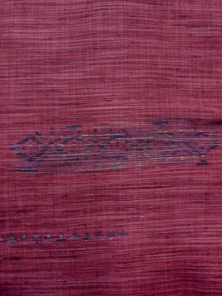 Photo6: N1126A Vintage Japanese kimono  Dark Pink TSUMUGI pongee for women / Silk. Geometrical pattern   (Grade B) (6)