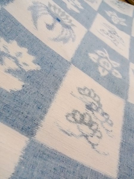 Photo9: N1126B Vintage Japanese kimono  Grayish Blue TSUMUGI pongee for women / Silk. Flower,   (Grade B) (9)