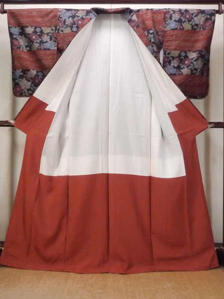 Photo2: Mint N1126D Vintage Japanese kimono  Dark Dark Red TSUMUGI pongee for women / Silk. Flower,   (Grade A) (2)