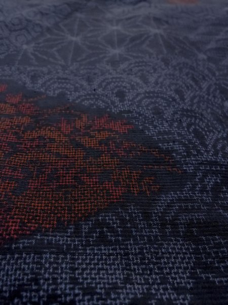 Photo10: N1126I Vintage Japanese kimono  Dark Indigo Blue TSUMUGI pongee for women / Silk. Wave,   (Grade B) (10)