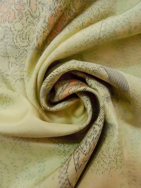 Photo12: N1126J Used Japanese kimono  Pale Yellowish Green TSUMUGI pongee for women / Silk. Flower,   (Grade B) (12)