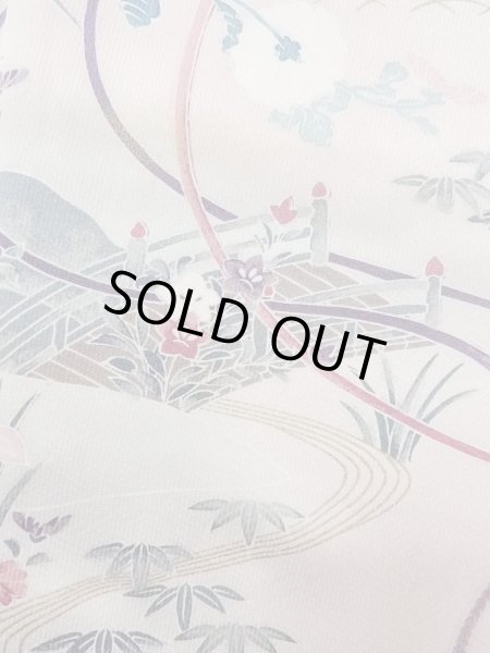 Photo6: N1126M Used Japanese kimono  Pale Off White HOUMONGI formal for women / Silk. Chrysanthemum, Letter box pattern  (Grade B) (6)