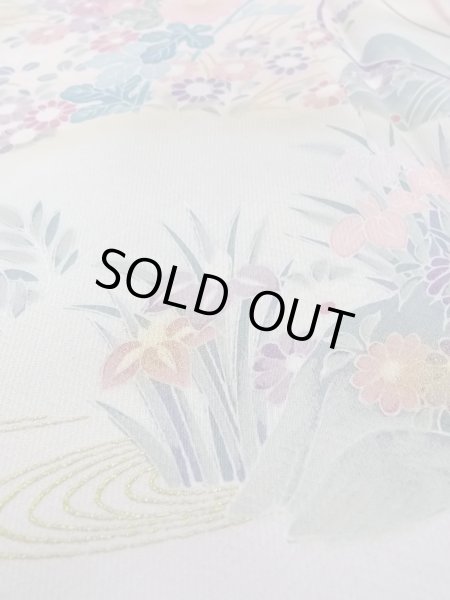 Photo13: N1126M Used Japanese kimono  Pale Off White HOUMONGI formal for women / Silk. Chrysanthemum, Letter box pattern  (Grade B) (13)