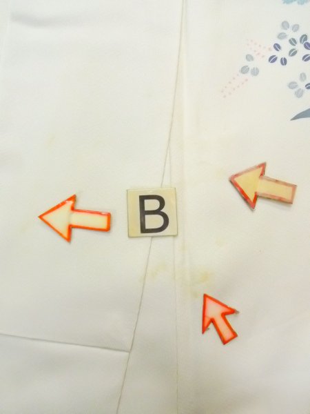 Photo19: N1126M Used Japanese kimono  Pale Off White HOUMONGI formal for women / Silk. Chrysanthemum, Letter box pattern  (Grade B) (19)