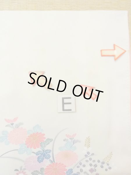 Photo22: N1126M Used Japanese kimono  Pale Off White HOUMONGI formal for women / Silk. Chrysanthemum, Letter box pattern  (Grade B) (22)