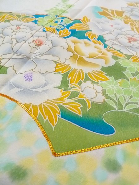 Photo13: N1126T Used Japanese kimono  Shiny Ivory HOUMONGI formal for women / Silk. SAKURA cherry blossom,   (Grade C) (13)