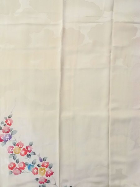 Photo5: N1126U Vintage Japanese kimono  Shiny Off White HOUMONGI formal for women / Silk. Rose   (Grade B) (5)