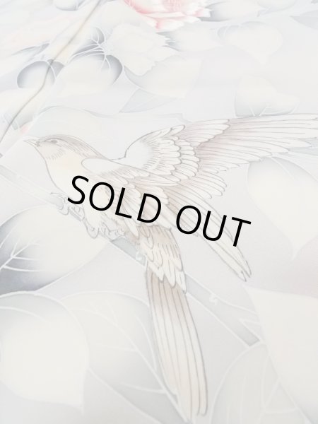 Photo12: N1126V Used Japanese kimono  Pale Gray HOUMONGI formal for women / Silk. Camellia,   (Grade B) (12)