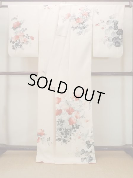 Photo2: N1127A Used Japanese kimono   Ivory HOUMONGI formal for women / Silk. Flower,   (Grade C) (2)