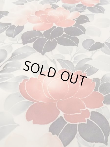 Photo12: N1127A Used Japanese kimono   Ivory HOUMONGI formal for women / Silk. Flower,   (Grade C) (12)