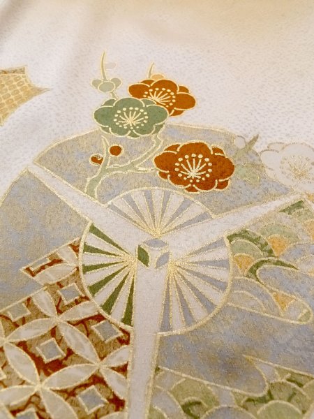 Photo11: N1127C Used Japanese kimono Shiny Pale Brown HOUMONGI formal for women / Silk. Chrysanthemum,   (Grade B) (11)