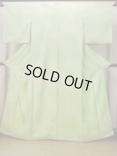 Photo1: N1210F Vintage Japanese kimono  Light Yellowish Green IROMUJI plain colored for women / Silk. Gradation   (Grade C) (1)