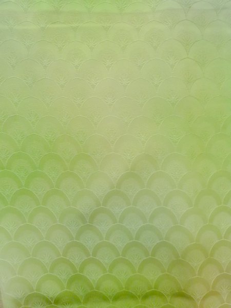 Photo4: N1210F Vintage Japanese kimono  Light Yellowish Green IROMUJI plain colored for women / Silk. Gradation   (Grade C) (4)