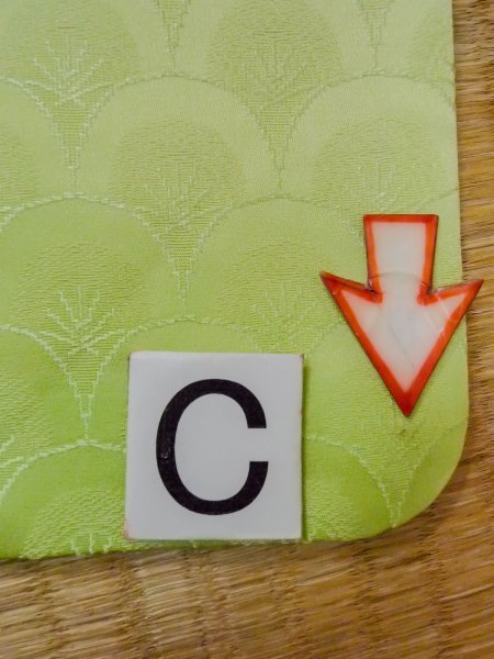 Photo16: N1210F Vintage Japanese kimono  Light Yellowish Green IROMUJI plain colored for women / Silk. Gradation   (Grade C) (16)