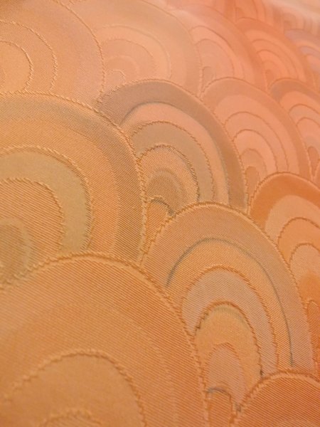 Photo9: N1210G Vintage Japanese kimono  Pale Orange IROMUJI plain colored for women / Silk. Gradation   (Grade B) (9)