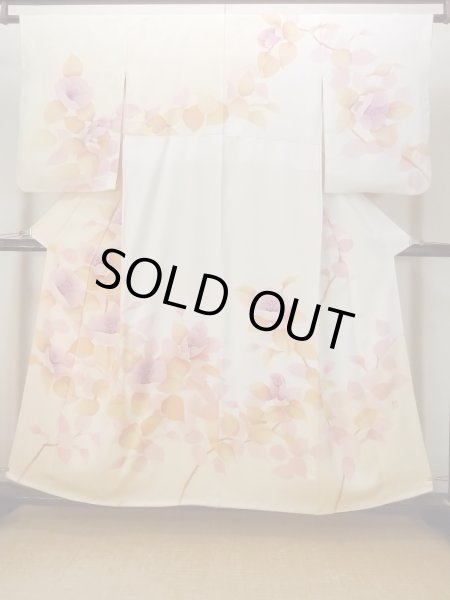 Photo1: N1210K Used Japanese kimono  Light Ivory HOUMONGI formal for women / Silk. Camellia,   (Grade B) (1)
