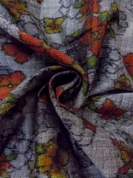 Photo12: Mint N1210Q Vintage Japanese kimono   Gray TSUMUGI pongee for women / Silk. Flower   (Grade A) (12)