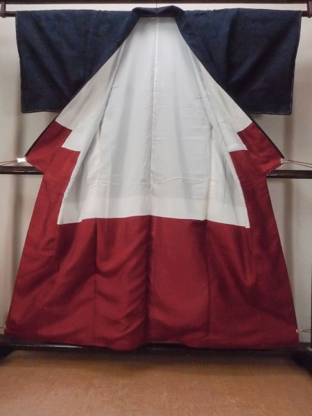 Photo2: Mint N1210R Used Japanese kimono  Dark Indigo Blue TSUMUGI pongee for women / Silk. Flower,   (Grade A) (2)