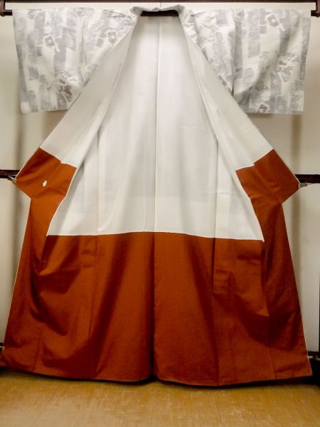 Photo2: N1210V Used Japanese kimono   Ivory TSUMUGI pongee for women / Silk. Flower,   (Grade C) (2)