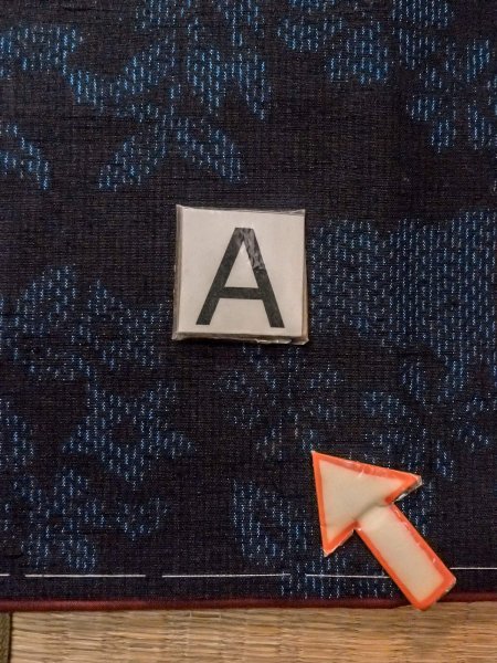 Photo14: N1210W Used Japanese kimono  Dark Indigo Blue TOKAMACHI-TSUMUGI for women / Silk. Chrysanthemum,   (Grade B) (14)