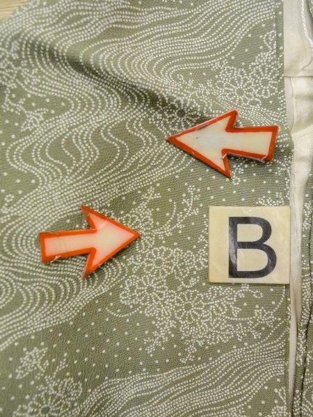 Photo16: N1210Z Used Japanese kimono Pale Grayish Green EDO KOMON pattern dyed for women / Silk. Flower,   (Grade B) (16)