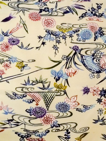 Photo4: N1211D Used Japanese kimono   Ivory KOMON dyed for women / Silk. Chrysanthemum,   (Grade B) (4)