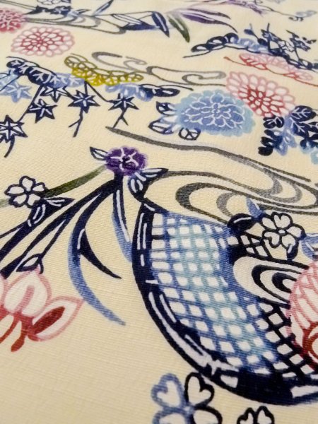 Photo9: N1211D Used Japanese kimono   Ivory KOMON dyed for women / Silk. Chrysanthemum,   (Grade B) (9)