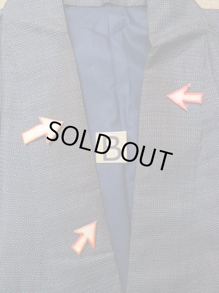 Photo15: N1226B Used Japanese kimono  Bluish Gray OSHIMA-TSUMUGI for men / Silk. Tortoise-shell pattern(Hexagonal pattern)   (Grade C) (15)