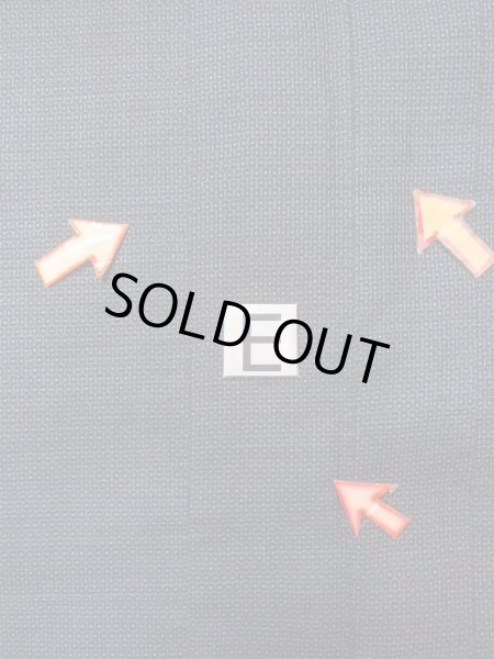 Photo18: N1226B Used Japanese kimono  Bluish Gray OSHIMA-TSUMUGI for men / Silk. Tortoise-shell pattern(Hexagonal pattern)   (Grade C) (18)