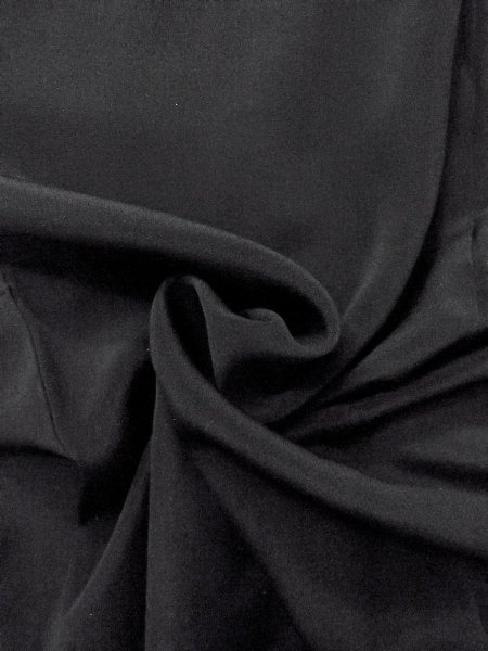 Photo7: N1226C Vintage Japanese kimono   Black MONTSUKI crests for women / Silk.    (Grade B) (7)