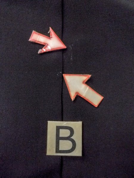 Photo10: N1226C Vintage Japanese kimono   Black MONTSUKI crests for women / Silk.    (Grade B) (10)