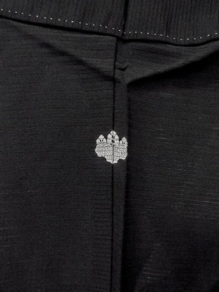 Photo3: N1226H Vintage Japanese kimono   Black MONTSUKI crests for women / Silk.    (Grade B) (3)