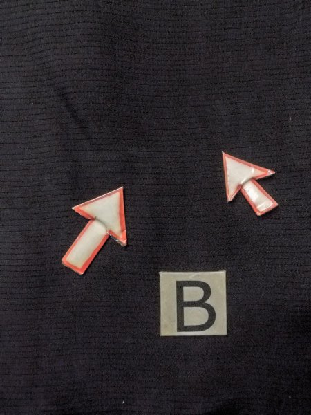 Photo12: N1226O Vintage Japanese kimono   Black MONTSUKI crests for women / Silk.  There is an impression of use.  (Grade D) (12)