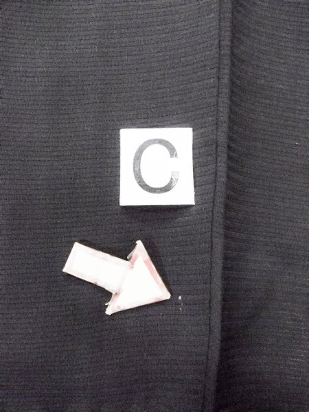 Photo14: N1226X Vintage Japanese kimono   Black MONTSUKI crests for women / Silk.    (Grade B) (14)