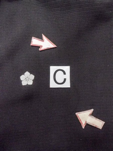 Photo13: N1227C Vintage Japanese kimono   Black MONTSUKI crests for women / Silk.    (Grade B) (13)