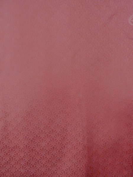 Photo4: O0117E Vintage Japanese kimono  Reddish Coral IROMUJI plain colored for women / Silk.    (Grade B) (4)